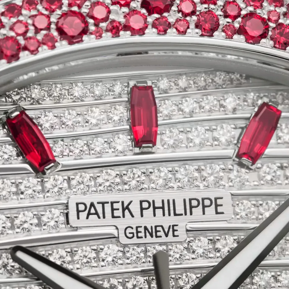 Patek Philippe Nautilus 7118/1452G 'Ladies Haute Joaillerie' White Gold Diamond Ruby Set - Image 3