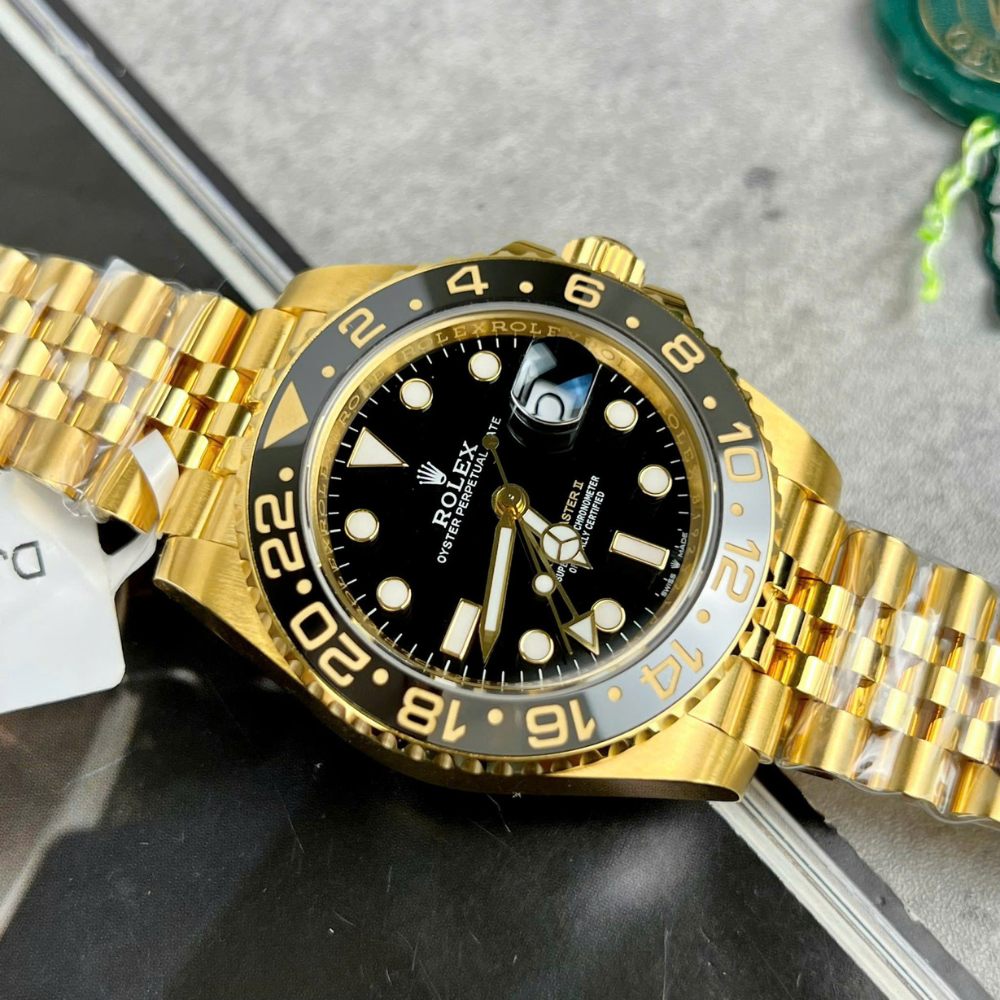 Rolex GMT-Master II Ref# 126718GRNR-0001 - Image 12